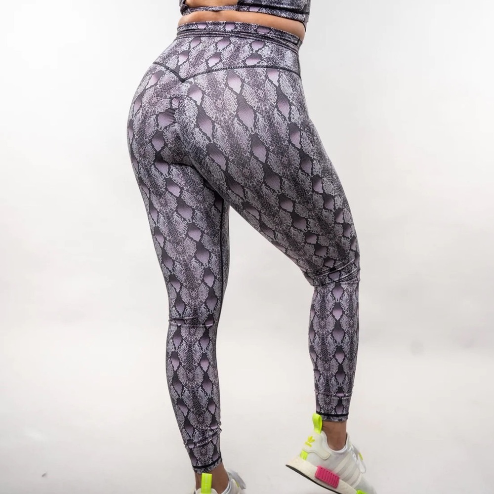 Effortless Scrunch Leggings - Til You Collapse